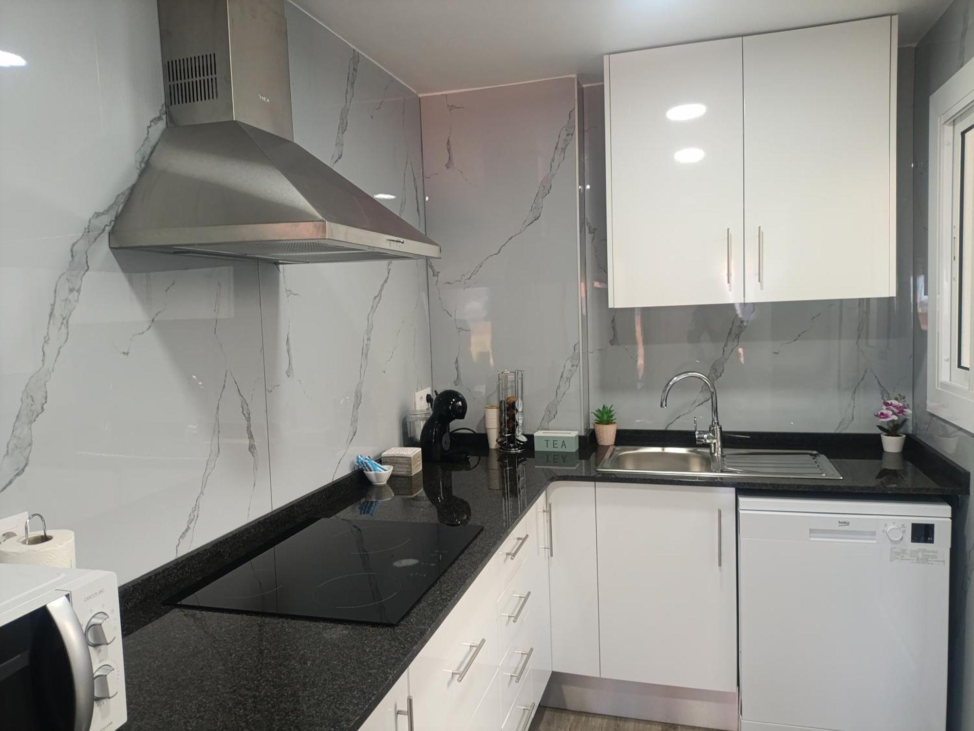 Appartamento Cozy And Sunny Penthouse Fira Bcn L'Hospitalet de Llobregat Esterno foto